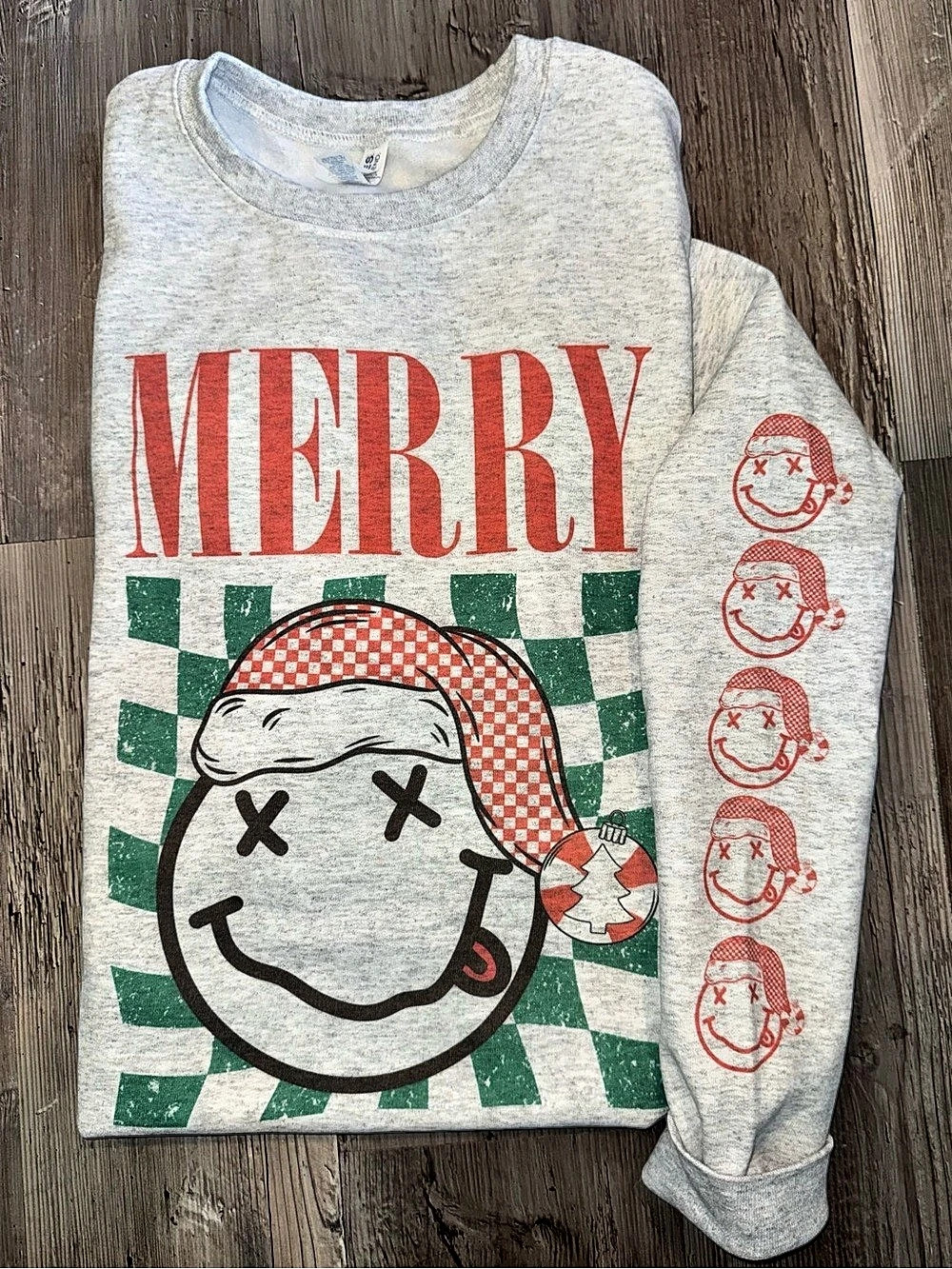 Merry Graphic Sweatshirt in ash Gray & Green Like New